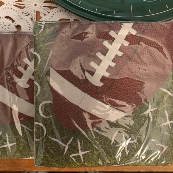 TAILGATING TIME. NEW Huge Tailgating Party Bundle See Description - Picture 5 of 6